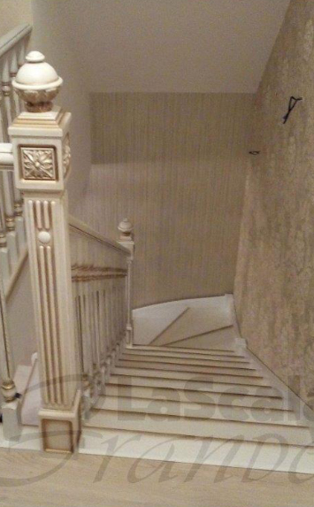 Заказать стильную деревянную лестницу в дом на второй этаж - lascalagrande.ru